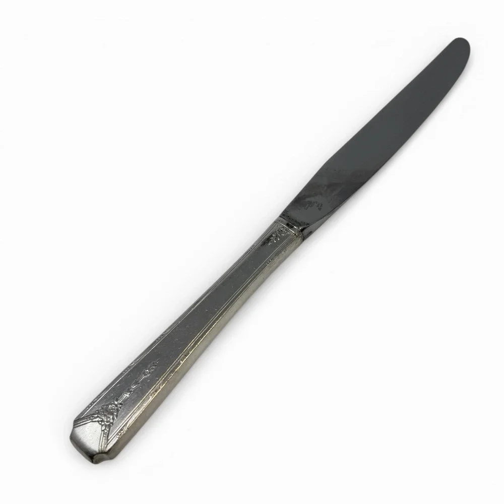 Oneida Community Plate Silverplate - MILADY, 1940 -‎ Dinner Knife 9 1/2